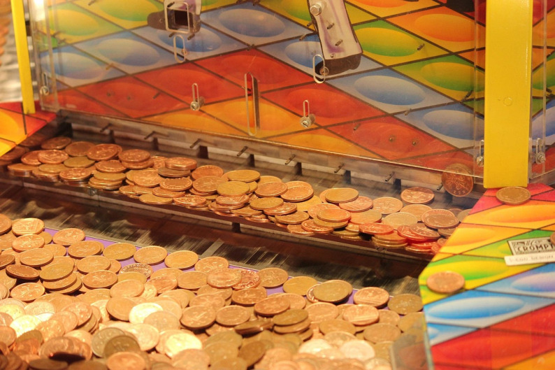Coin Rain Cascade cascading reels slot on RedTiger Asean